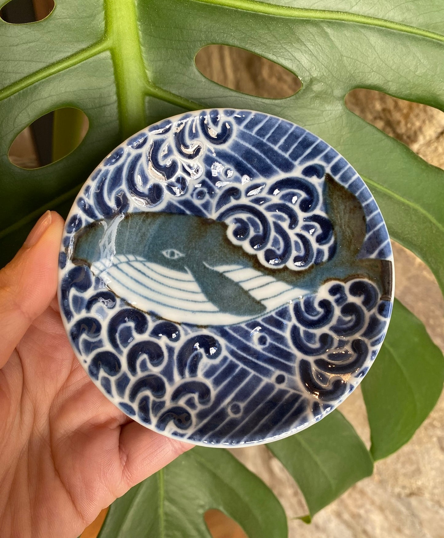 Platito de Salsa 10cm SHIRANAMI-KUJIRA