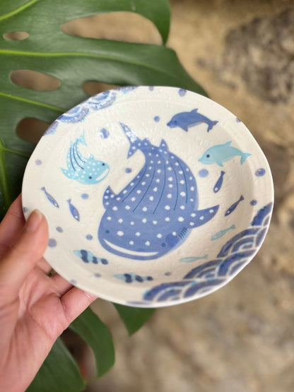 Plato hondo 17cm Jinbei entre las Olas
