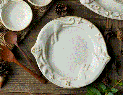 Plato Gato. Wakasama Mashiko