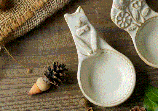 Platito Gato. Wakasama Mashiko