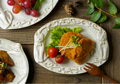 Plato Oval Gato. Wakasama Mashiko