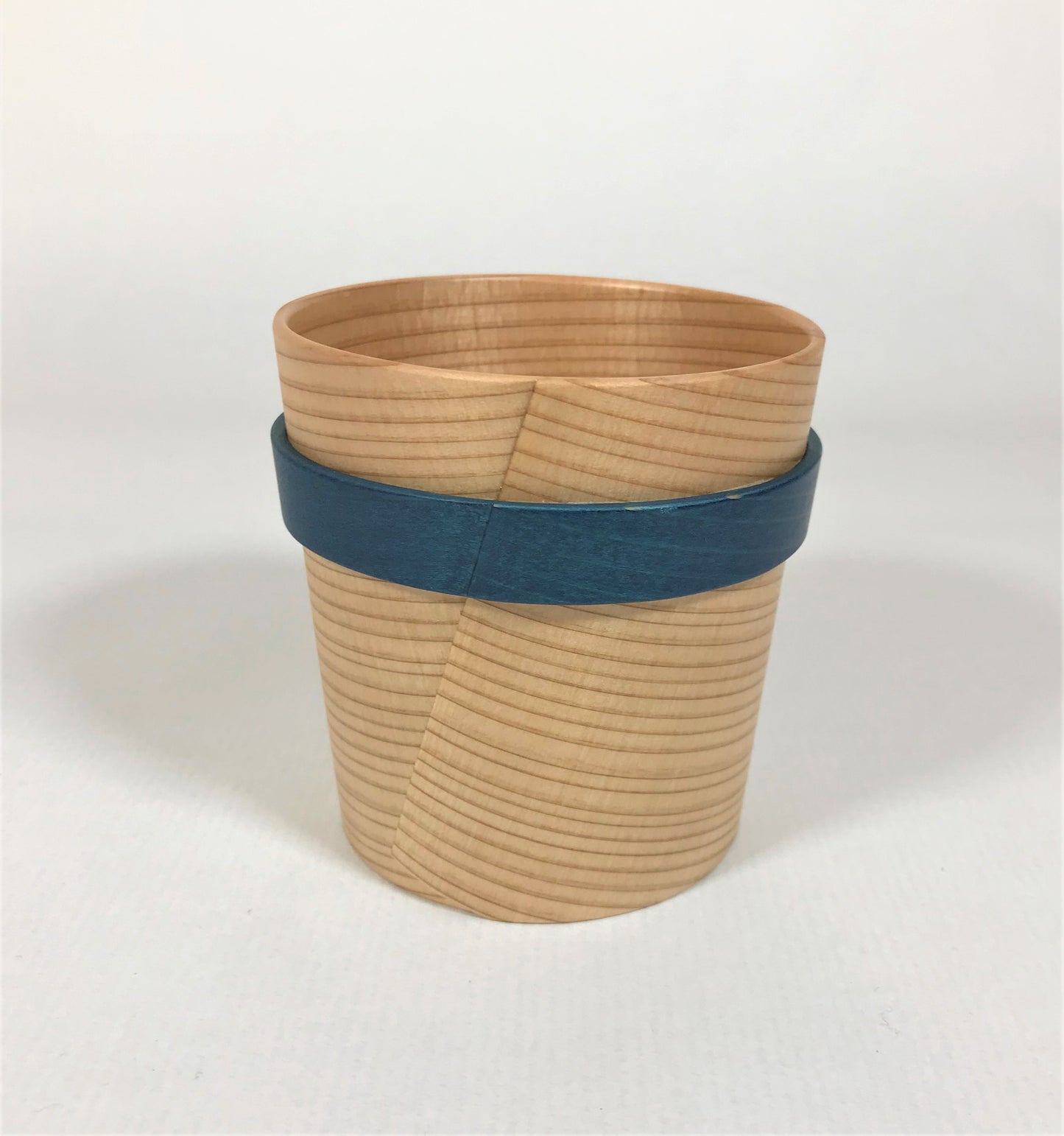 MAGEWAPPA. Ring Cup